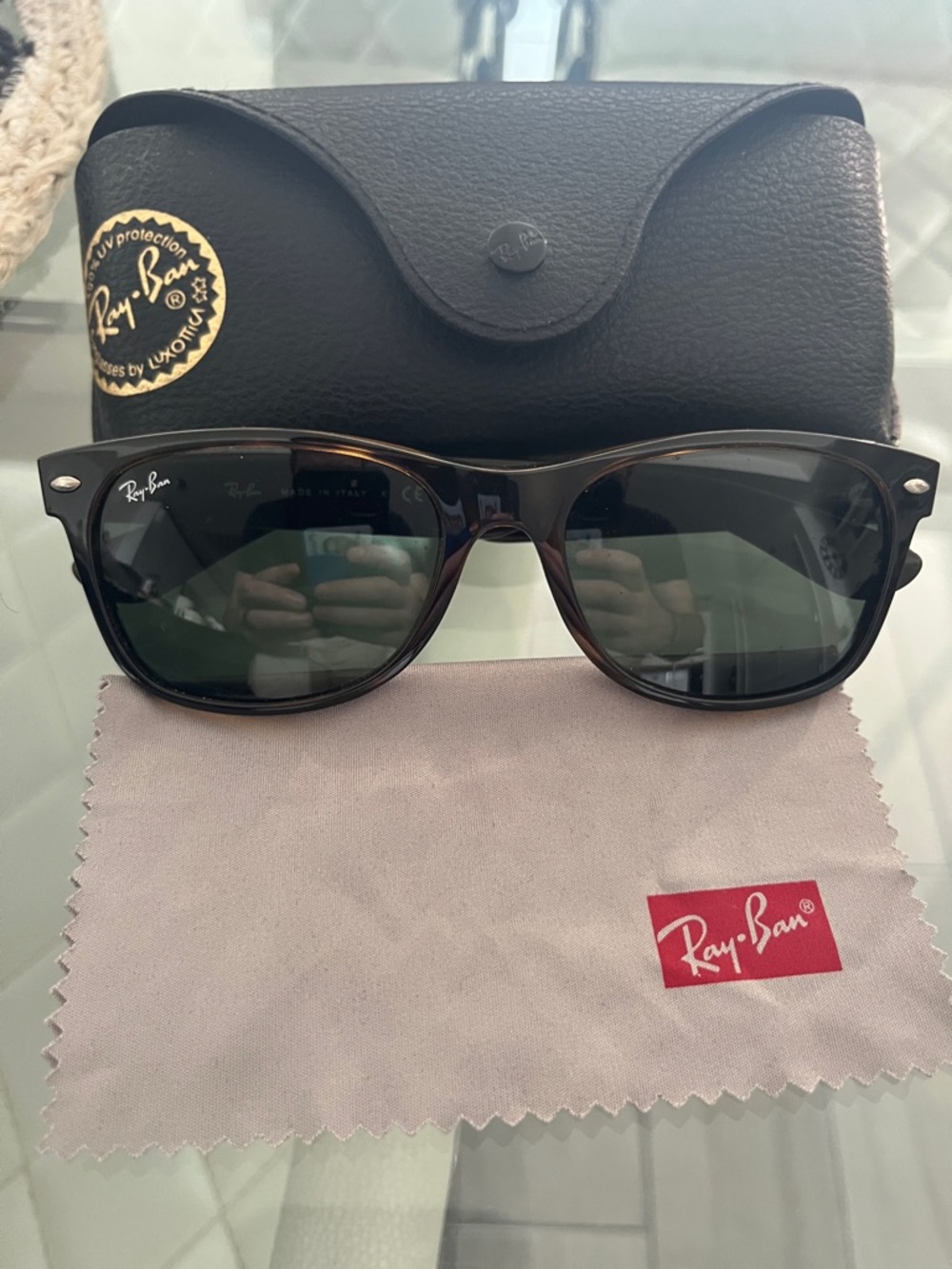 Ray-Ban New Wayfarer Sunglasses in Dark Tortoise with Green Lenses
